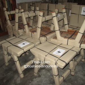 packing furniture boatwood