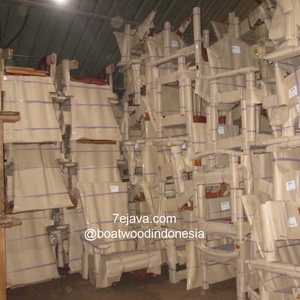 packing furniture boatwood