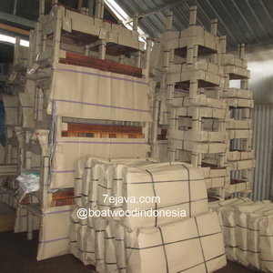 Packing Boat Furniture